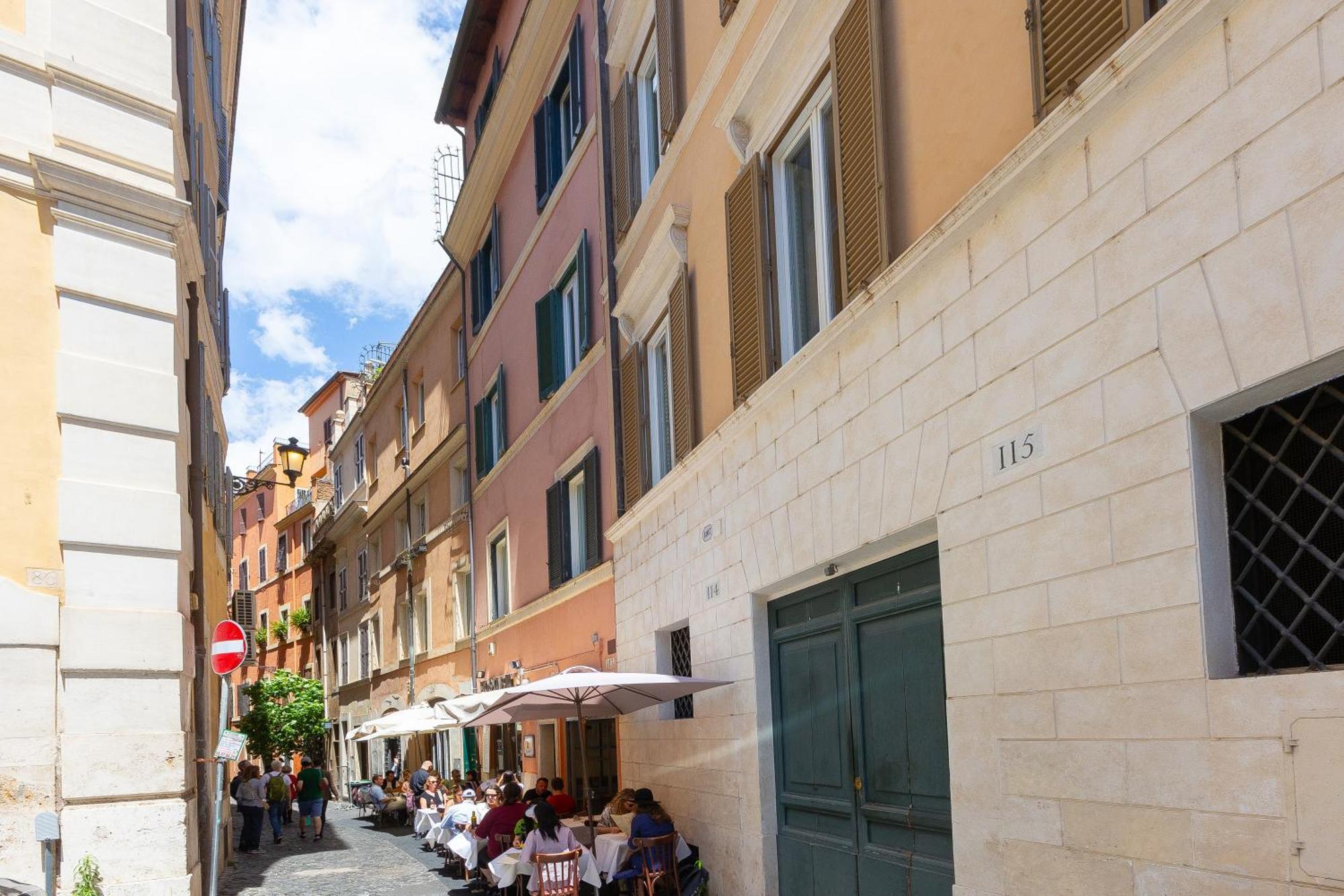Luxury Suite Trevi Рим Экстерьер фото